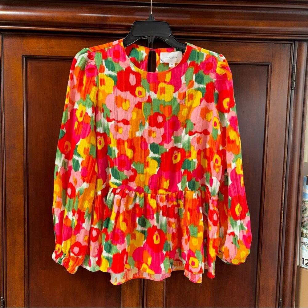 Pomander Place XS oversized Scoop Neck Blouse like new